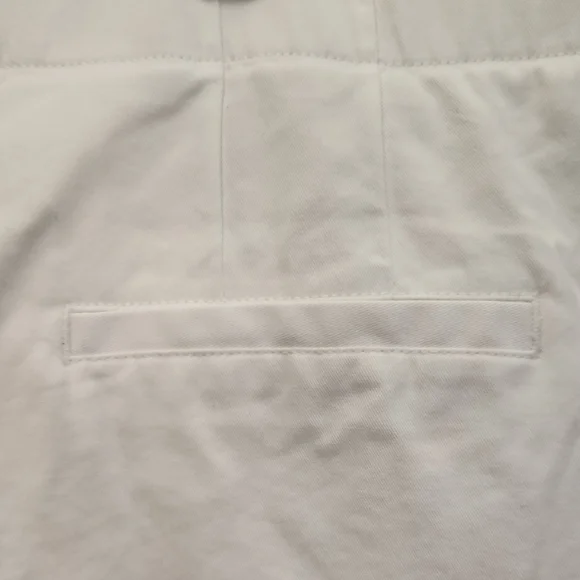 Chico's White Cropped Pants - Picture 5 of 6